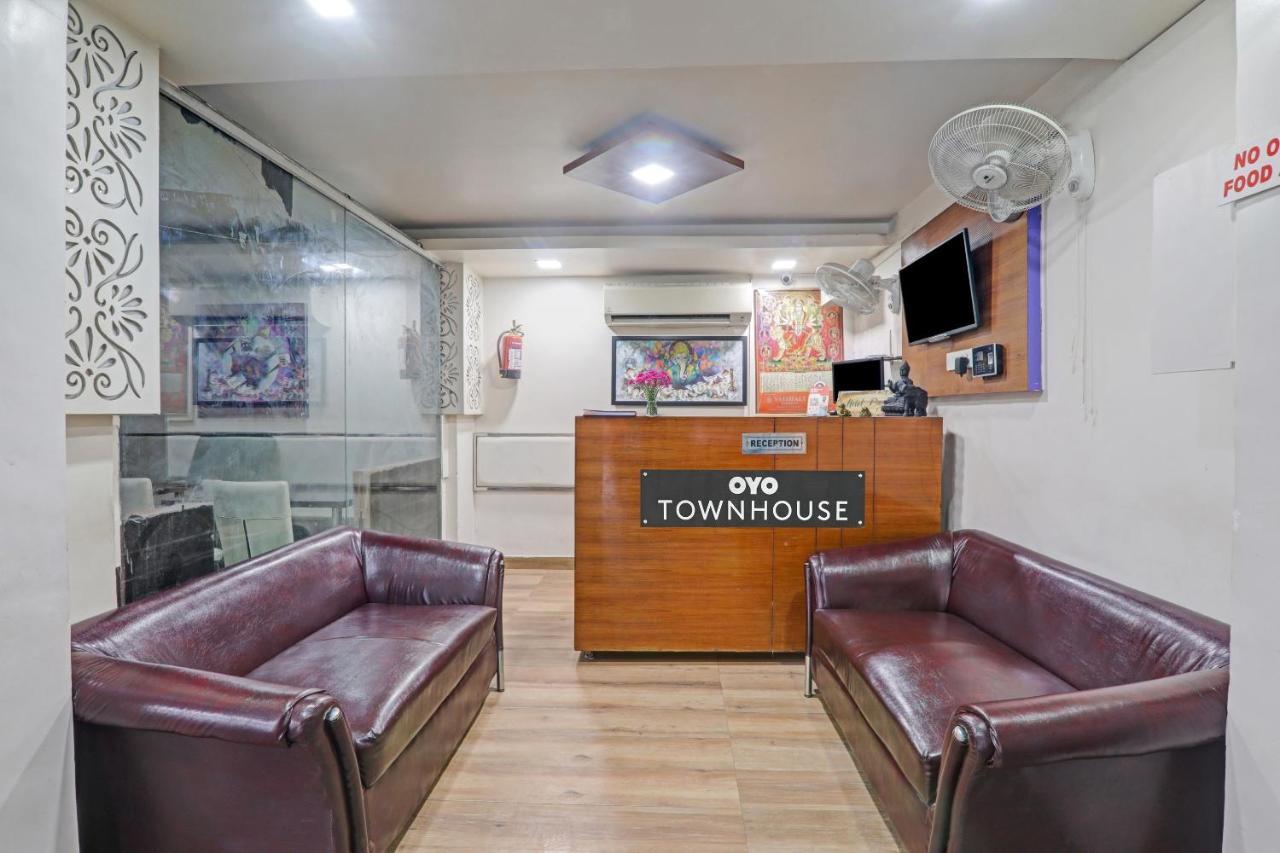 Townhouse 1150 Hotel Dayal Palace Chinhat Екстериор снимка